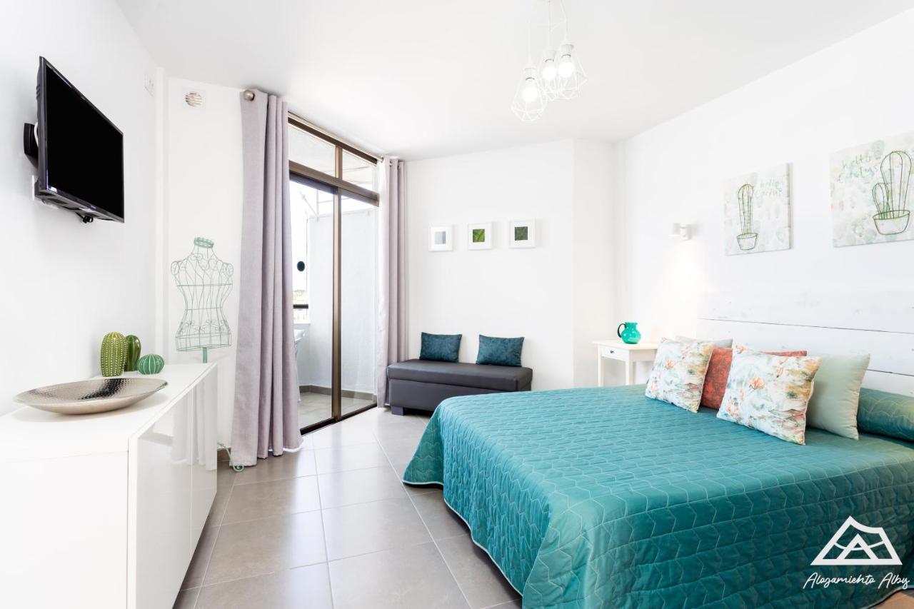 Alojamiento Alby: Oceano Los Cristianos  Exterior photo